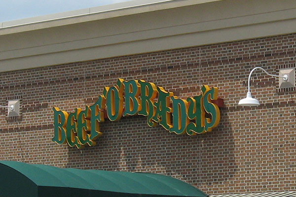 Commercial Outdoor Building Signs for BEEF’O’BRADYS in Orlando